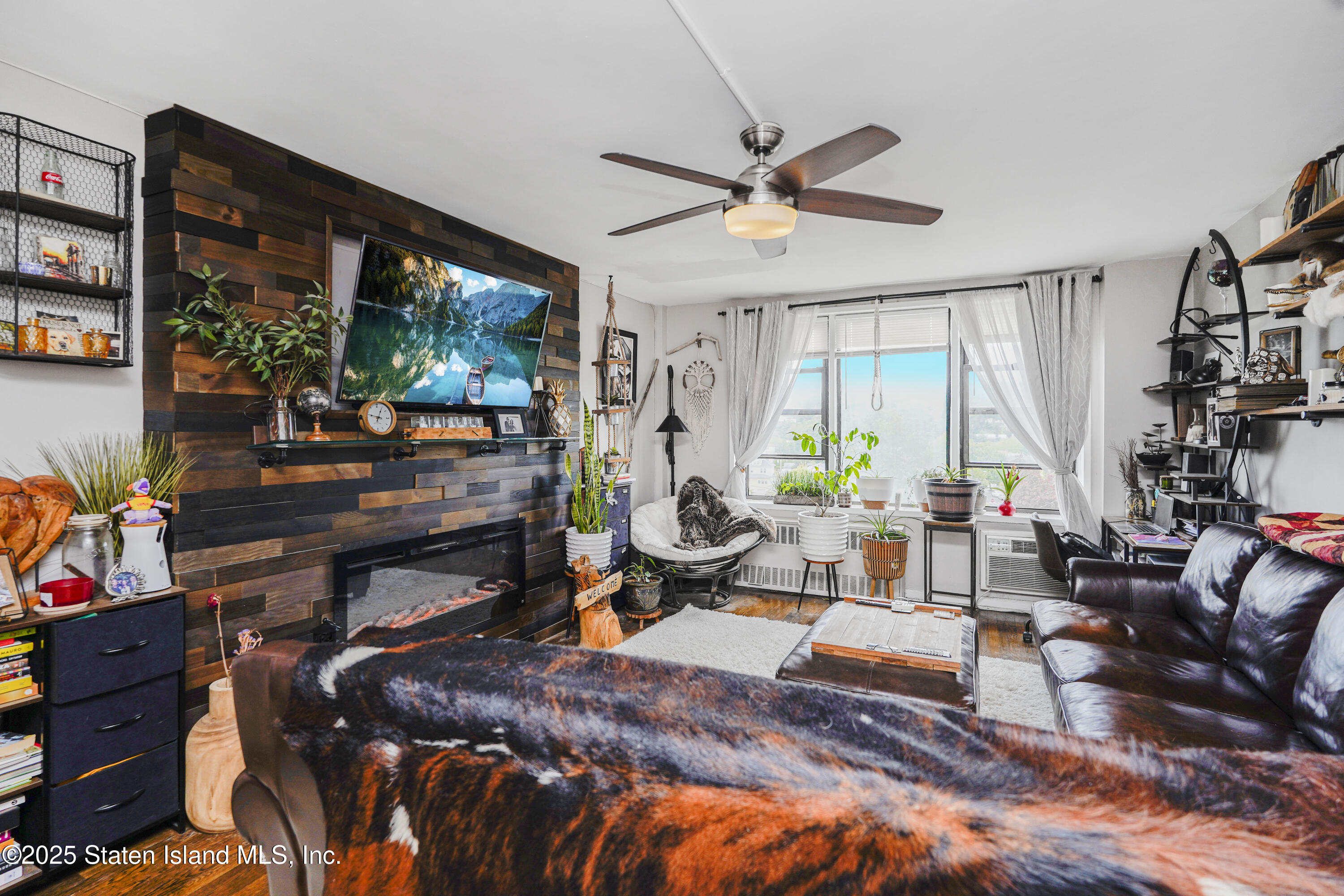 100 Colfax Avenue, 7g