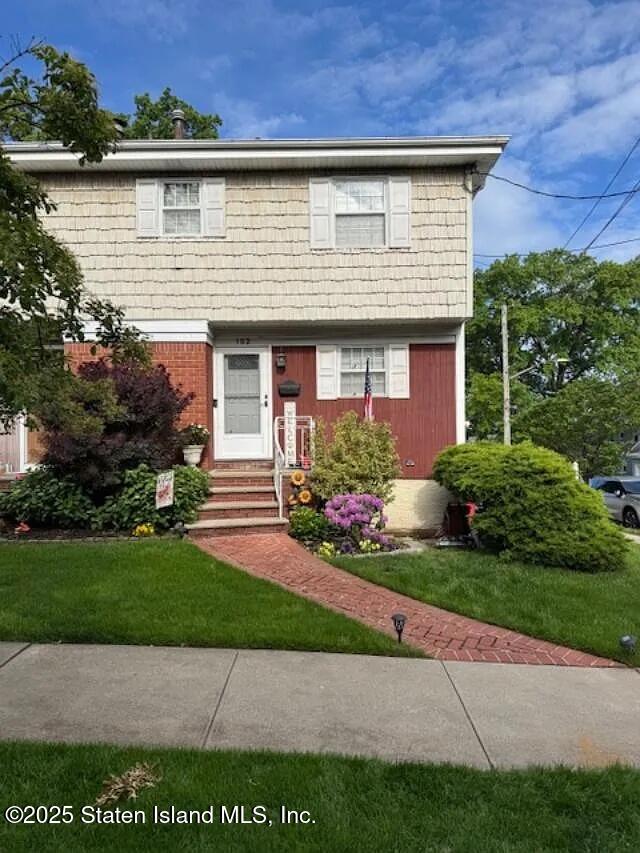 102 Harvey Avenue