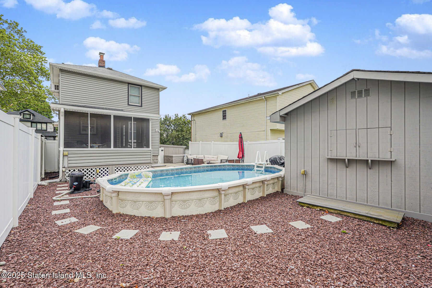 434 Yetman Avenue