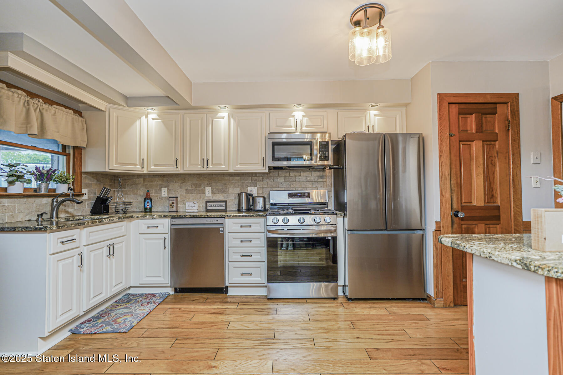 434 Yetman Avenue