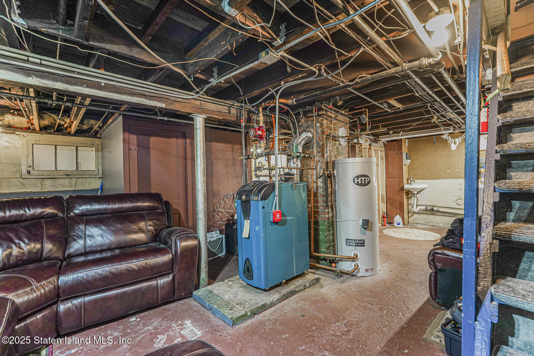434 Yetman Avenue