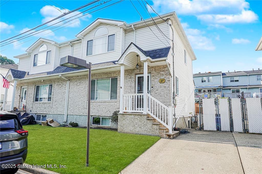 27 Sonia Court