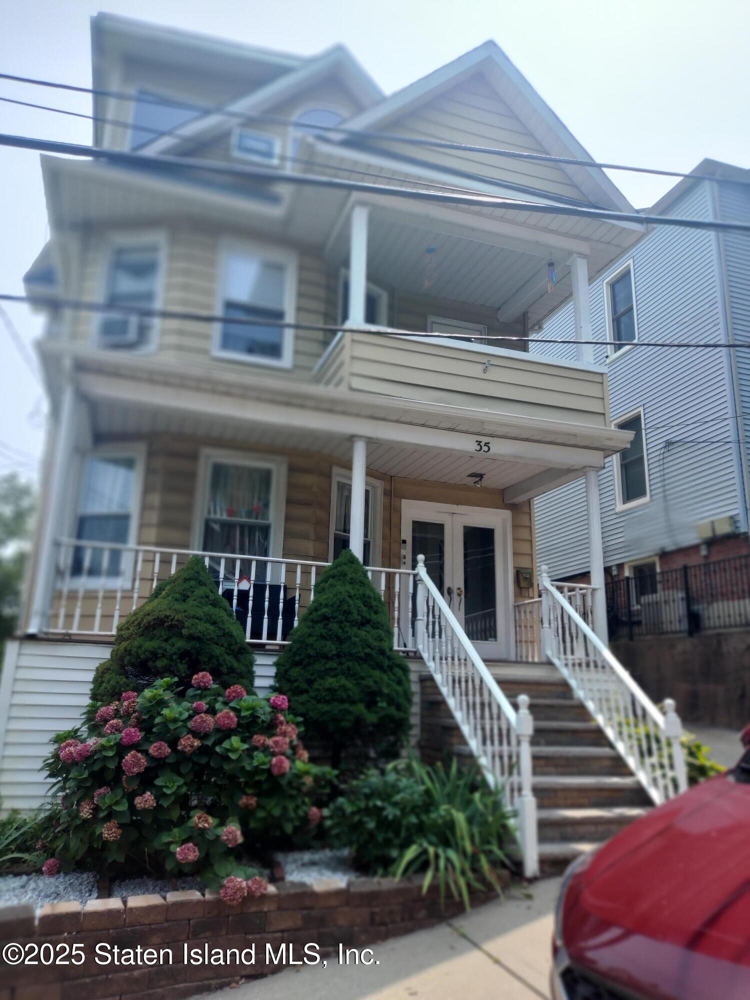 35 Pearl Street