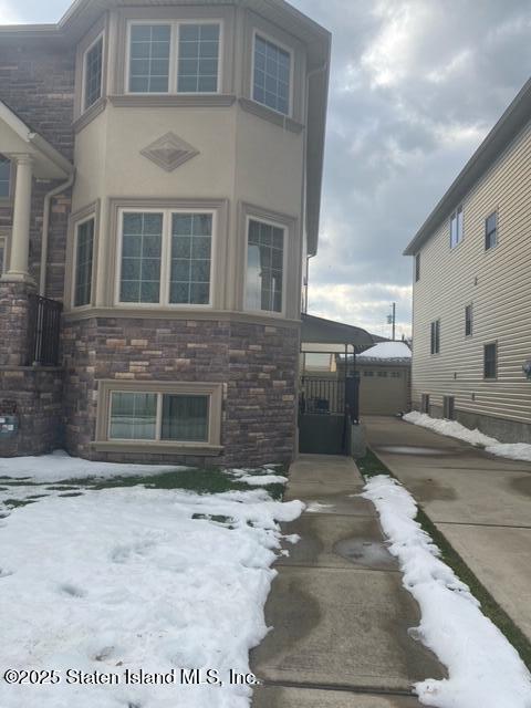 88 Holcomb Avenue