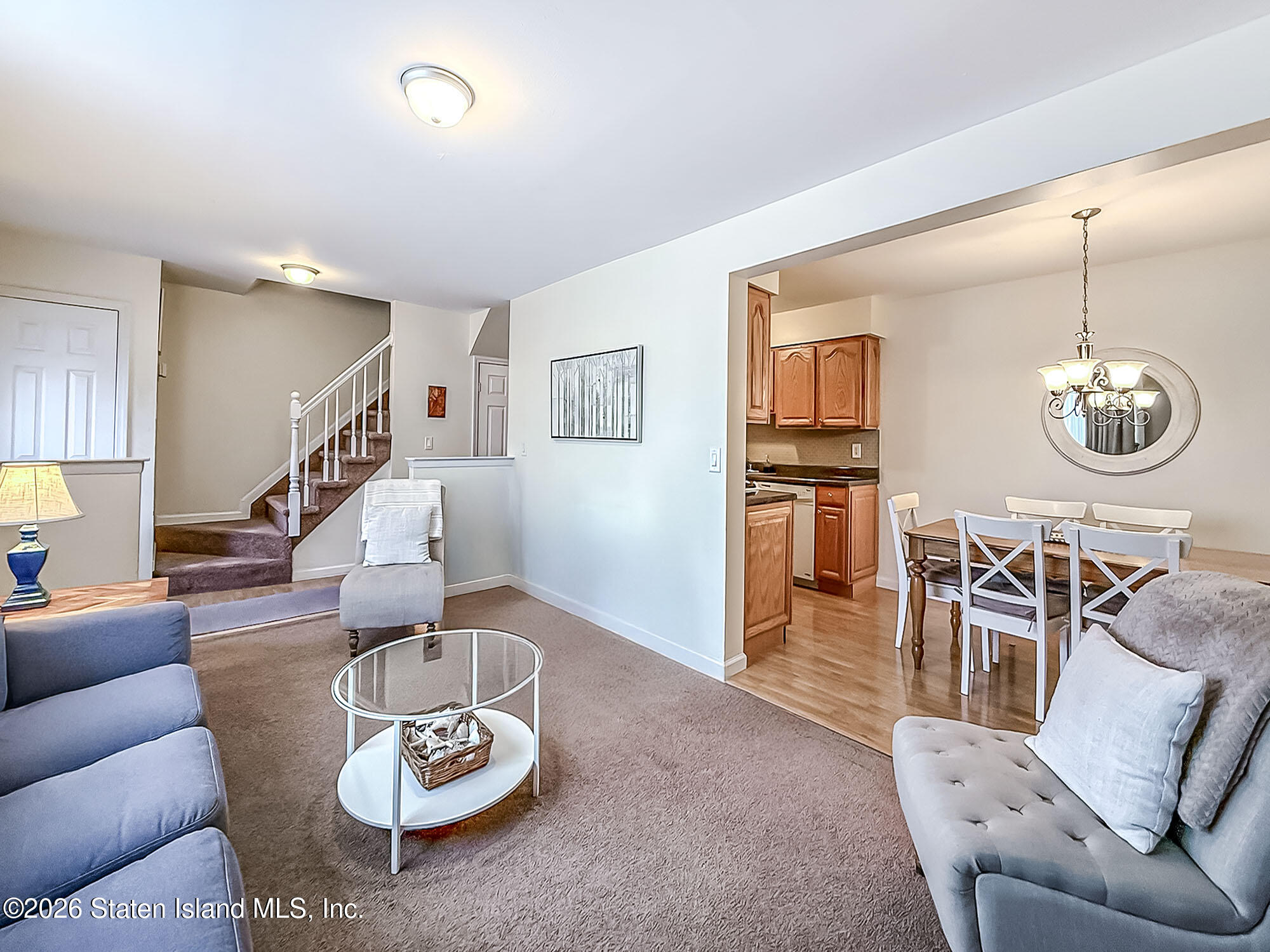 537 Willow Road 1