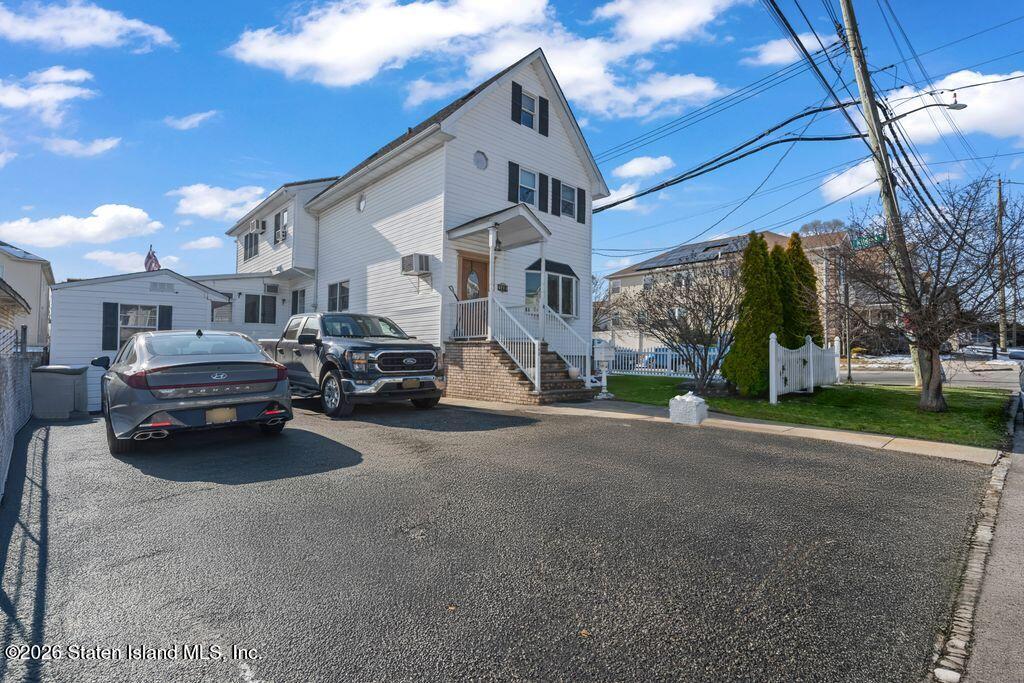 140 Burke Avenue