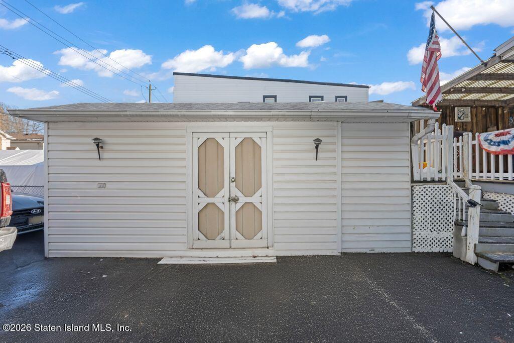 140 Burke Avenue