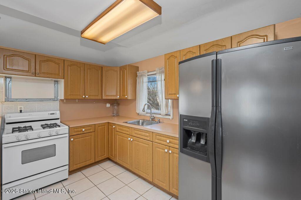 140 Burke Avenue