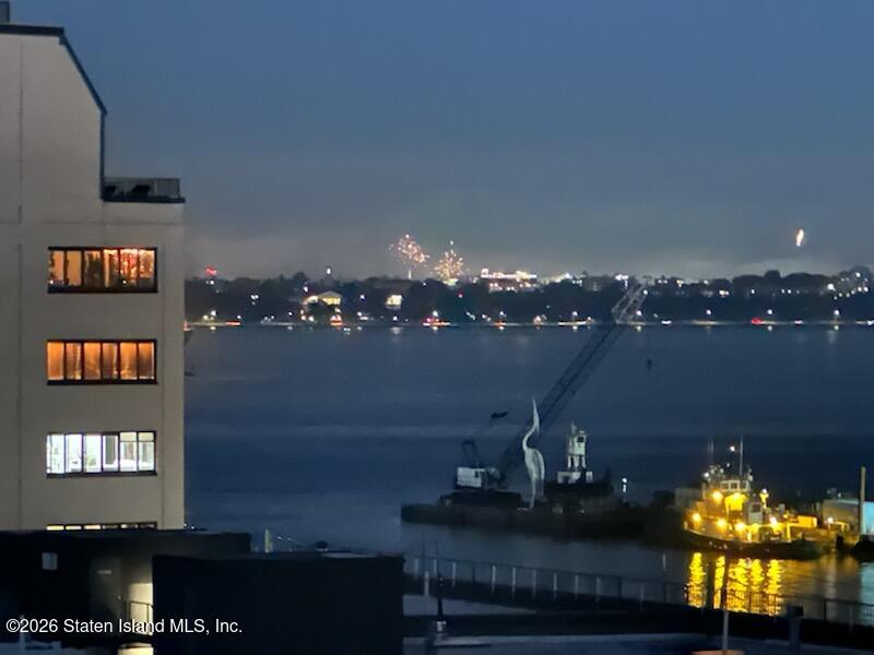 155 Bay Street 4f