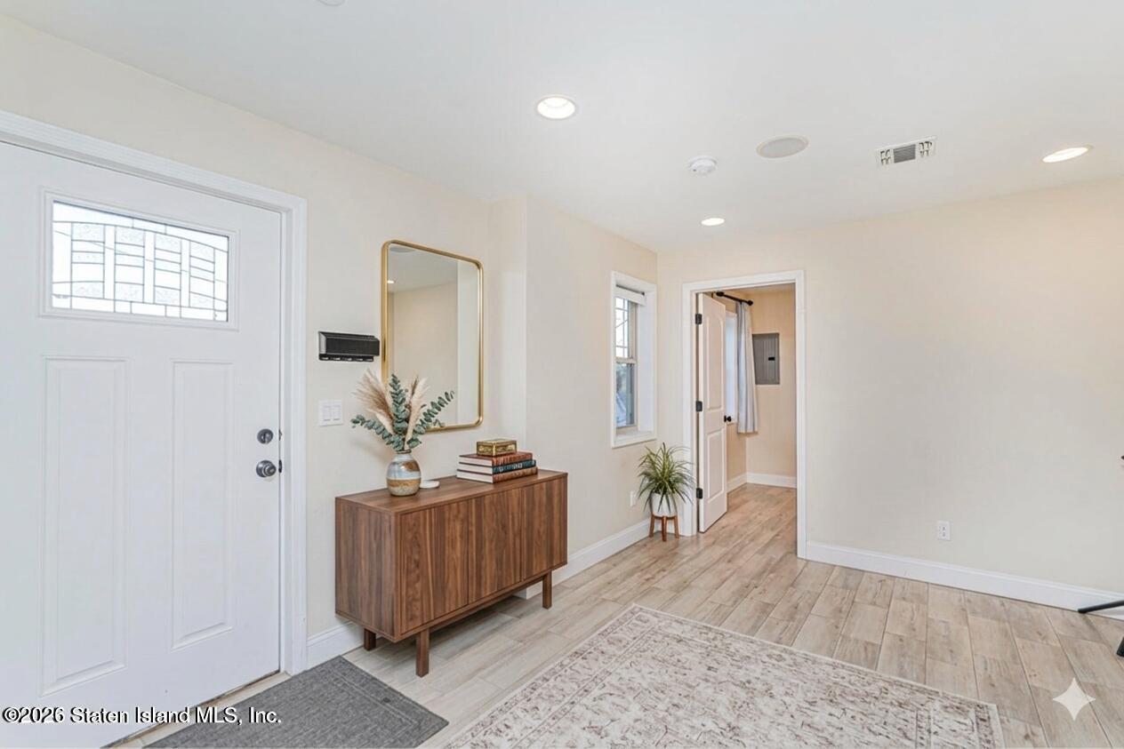 10 Wandel Avenue