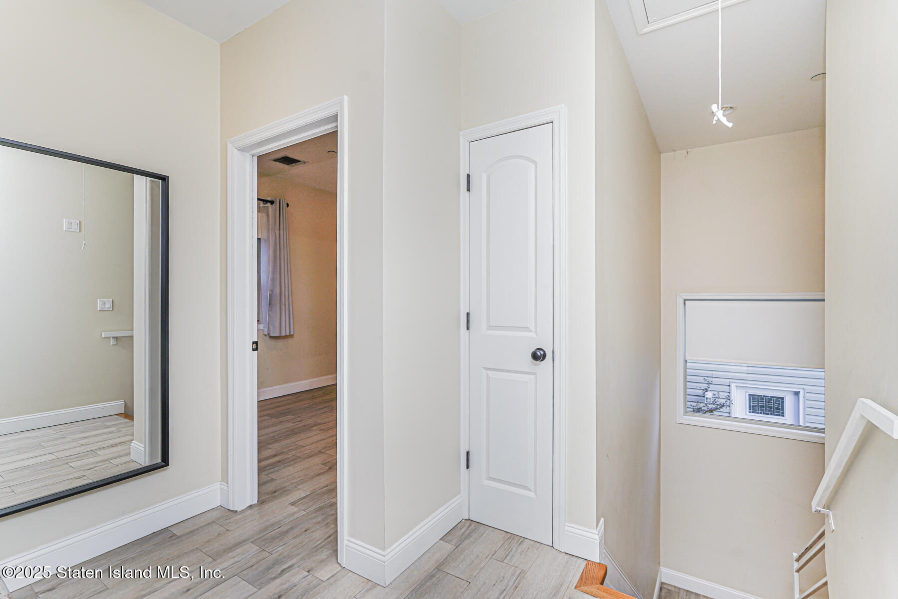 10 Wandel Avenue