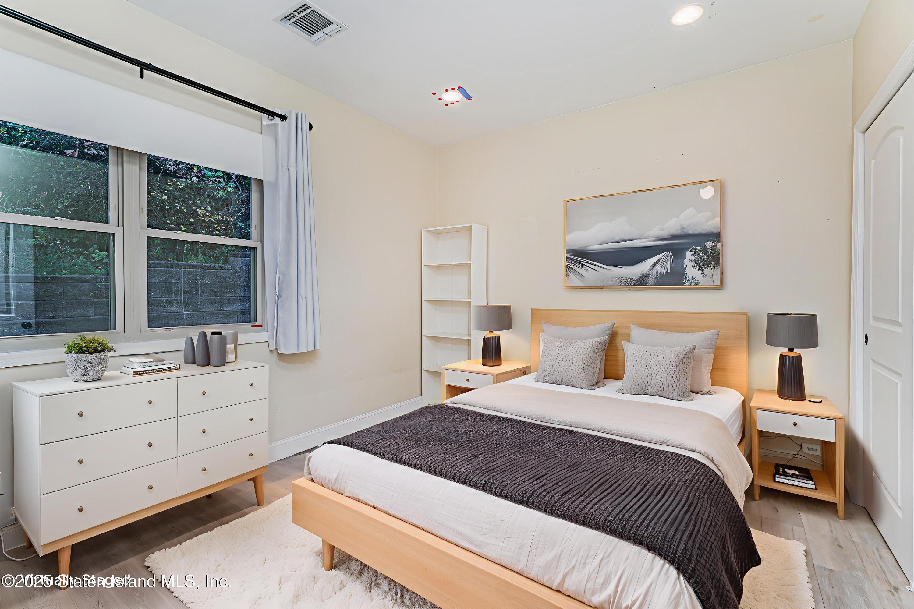 10 Wandel Avenue