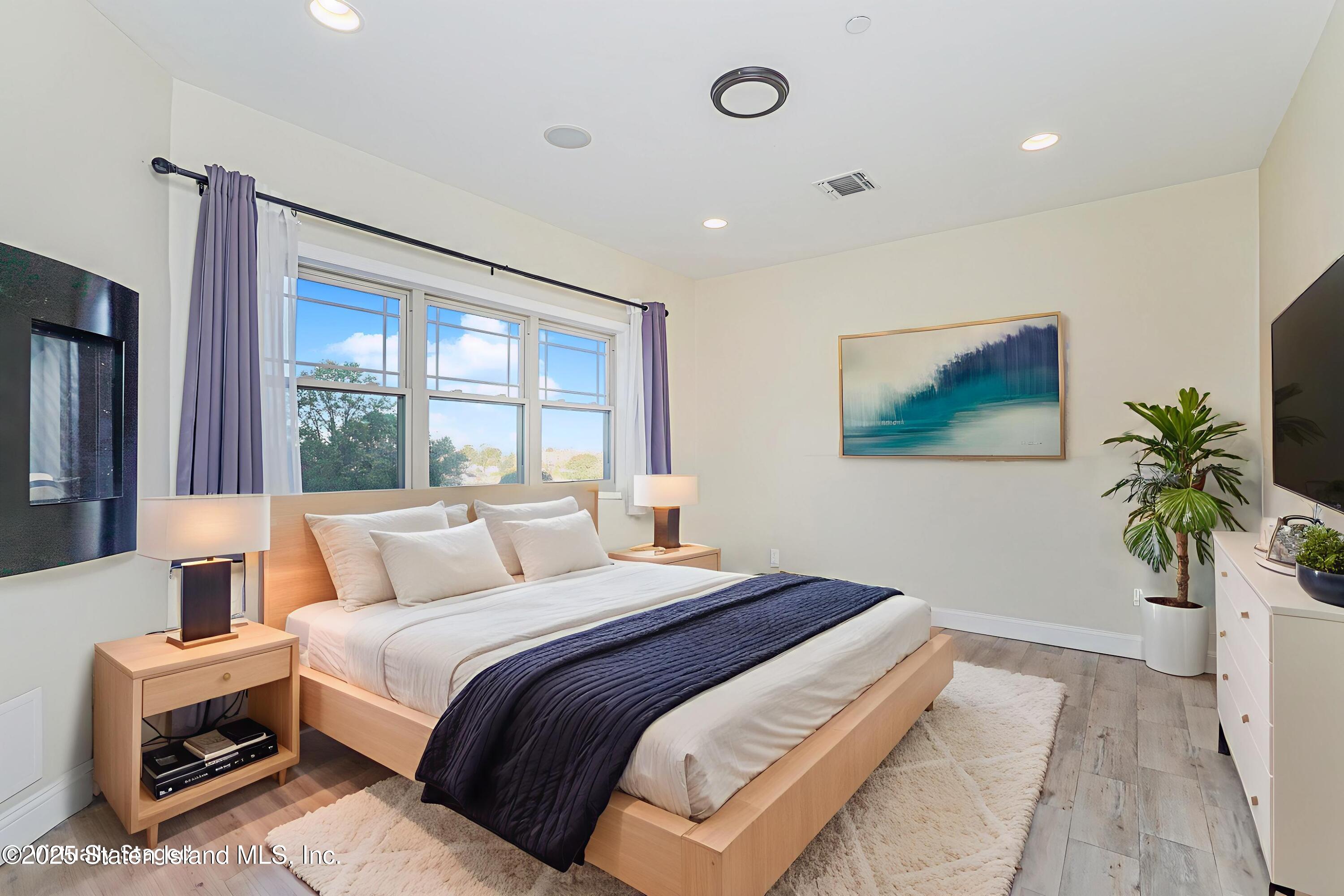 10 Wandel Avenue