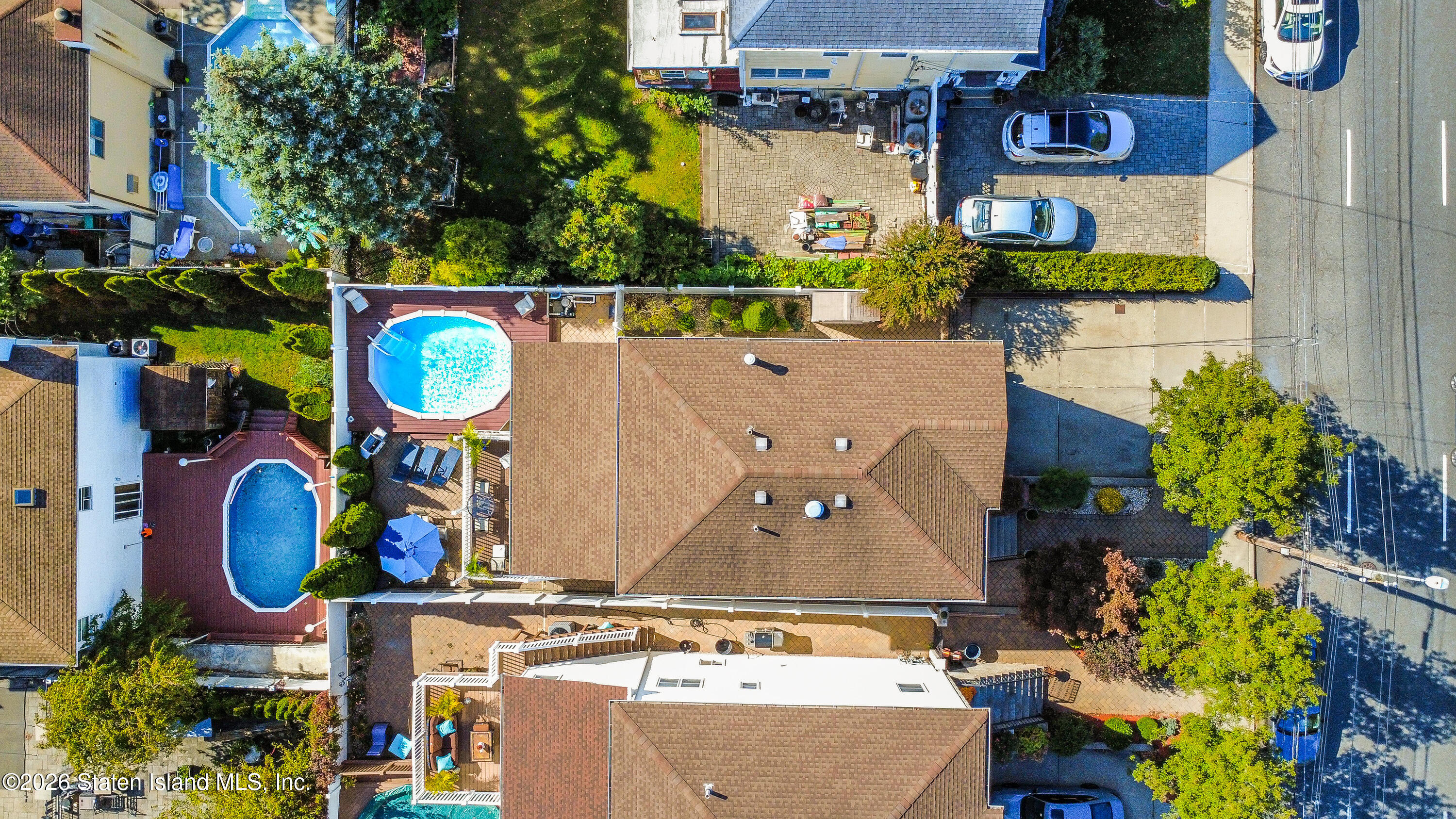 572 Drumgoole Road E