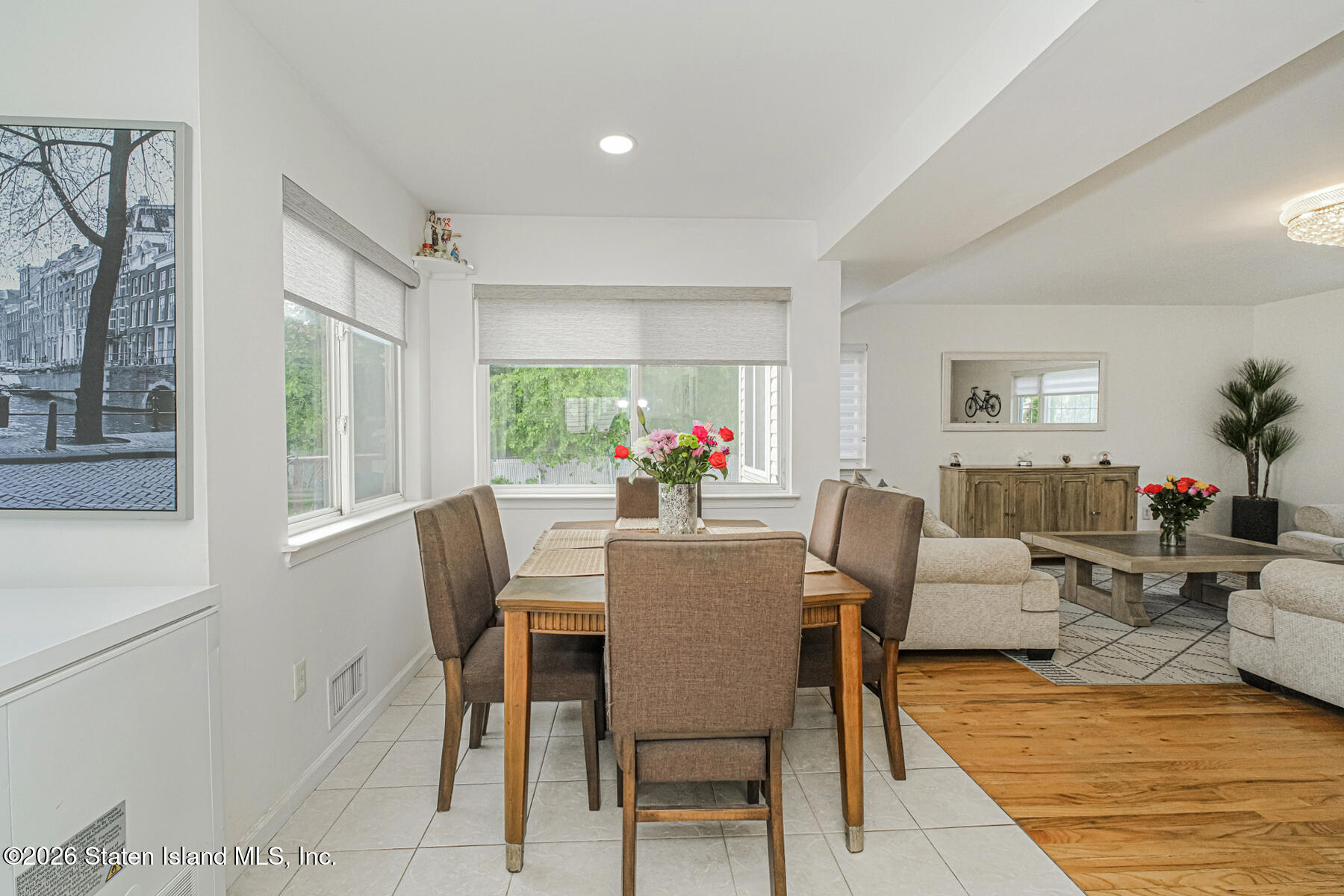 6 Raymond Place