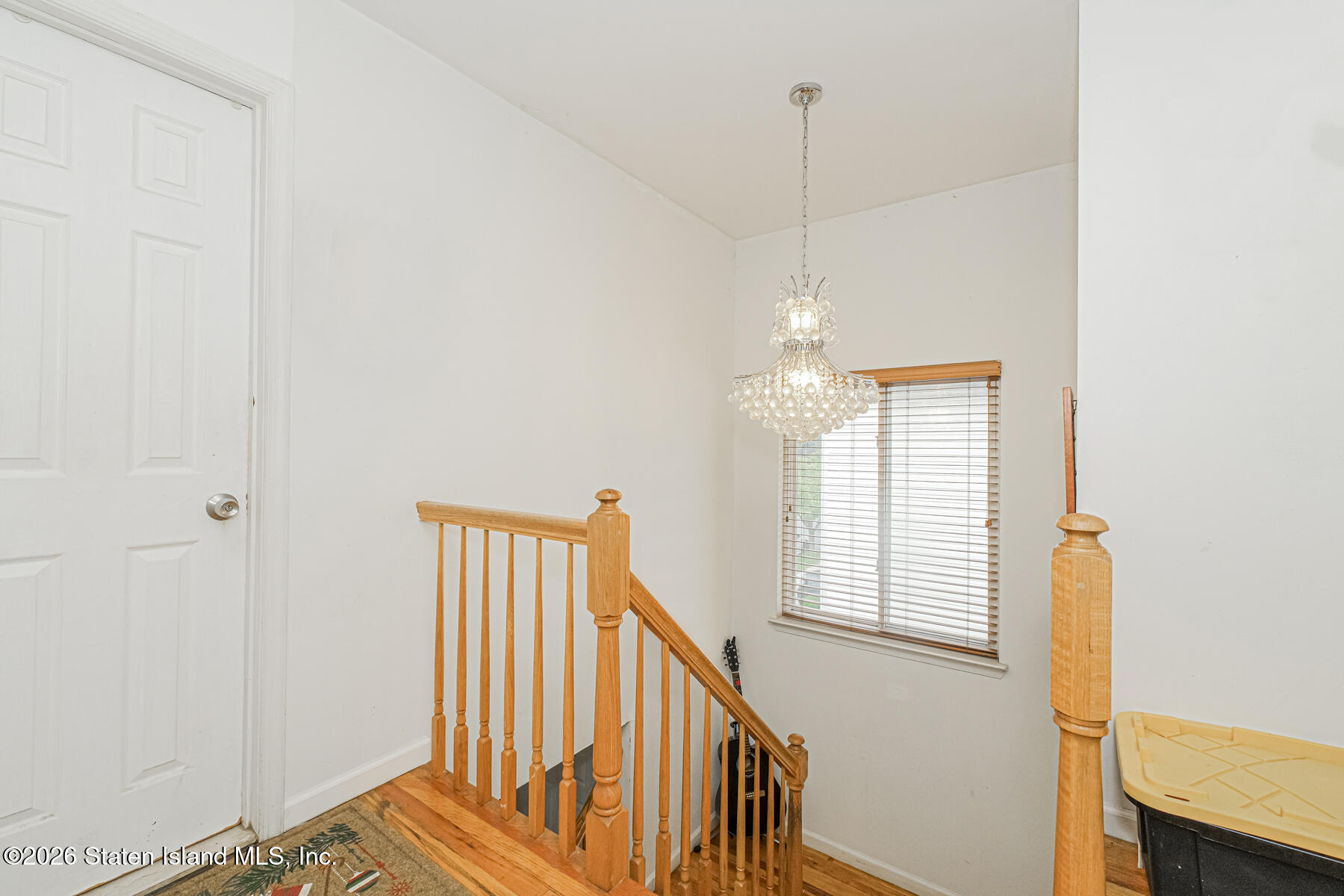 6 Raymond Place