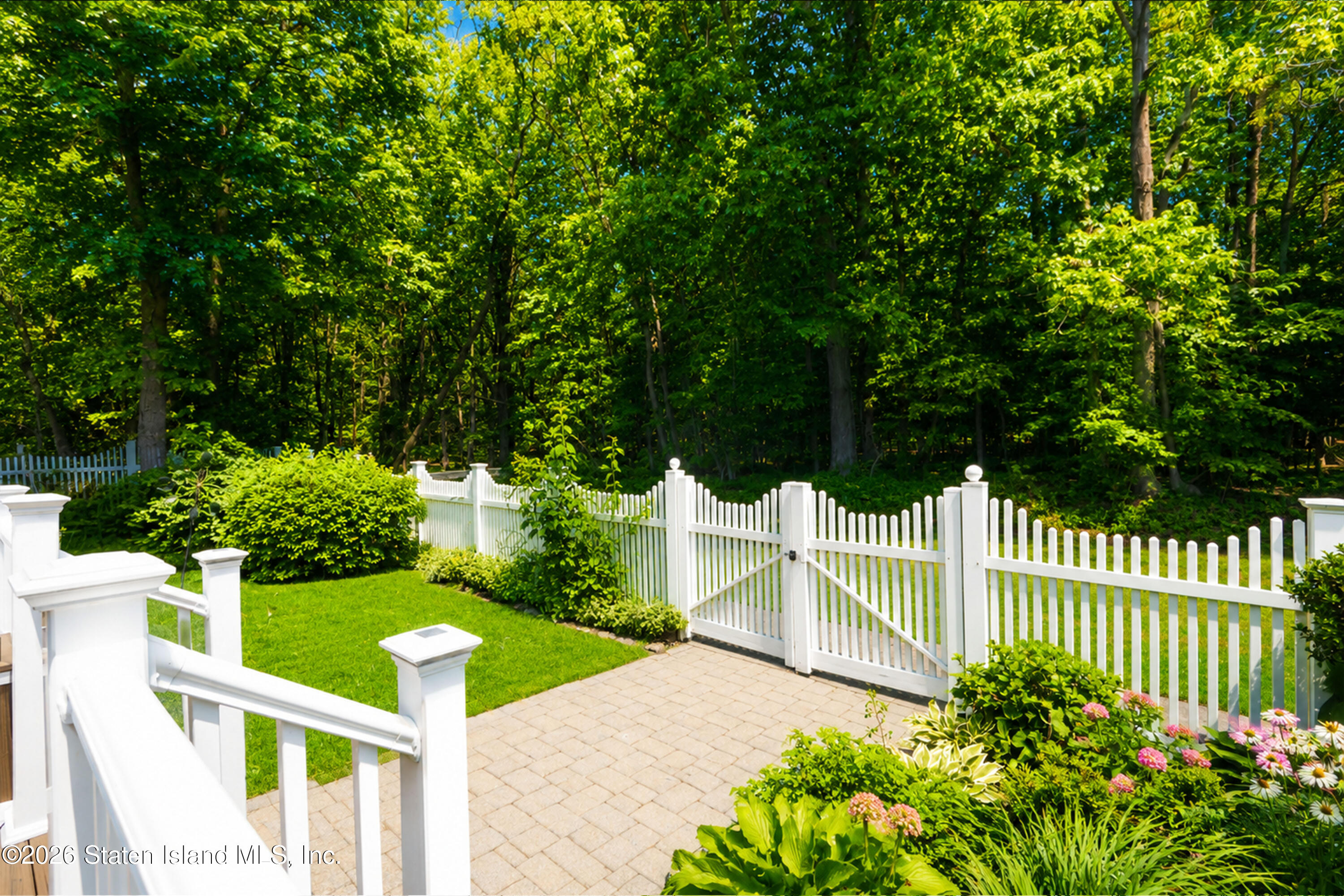 256 Richard Avenue