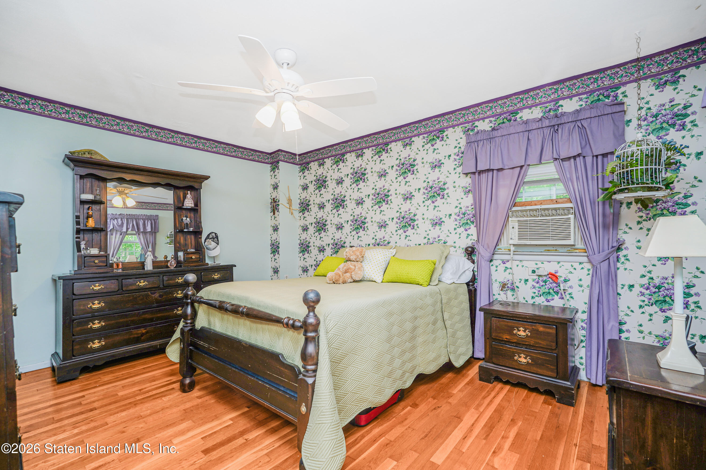 256 Richard Avenue