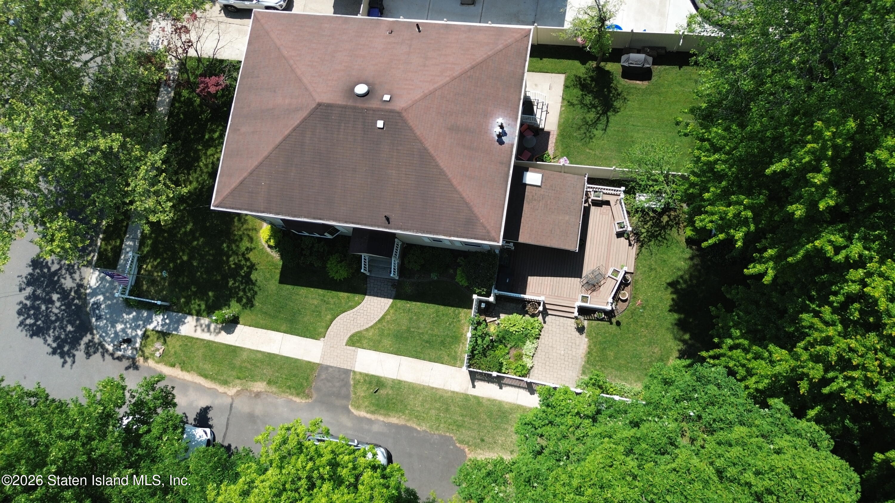 256 Richard Avenue