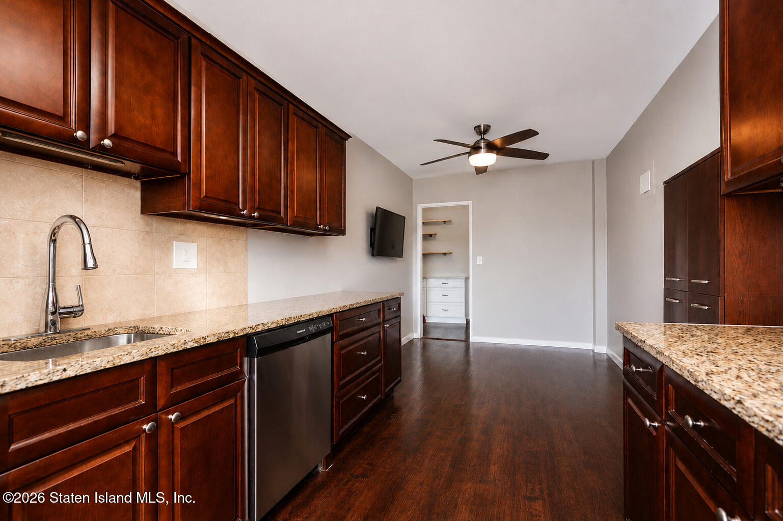 100 Colfax Avenue 7g