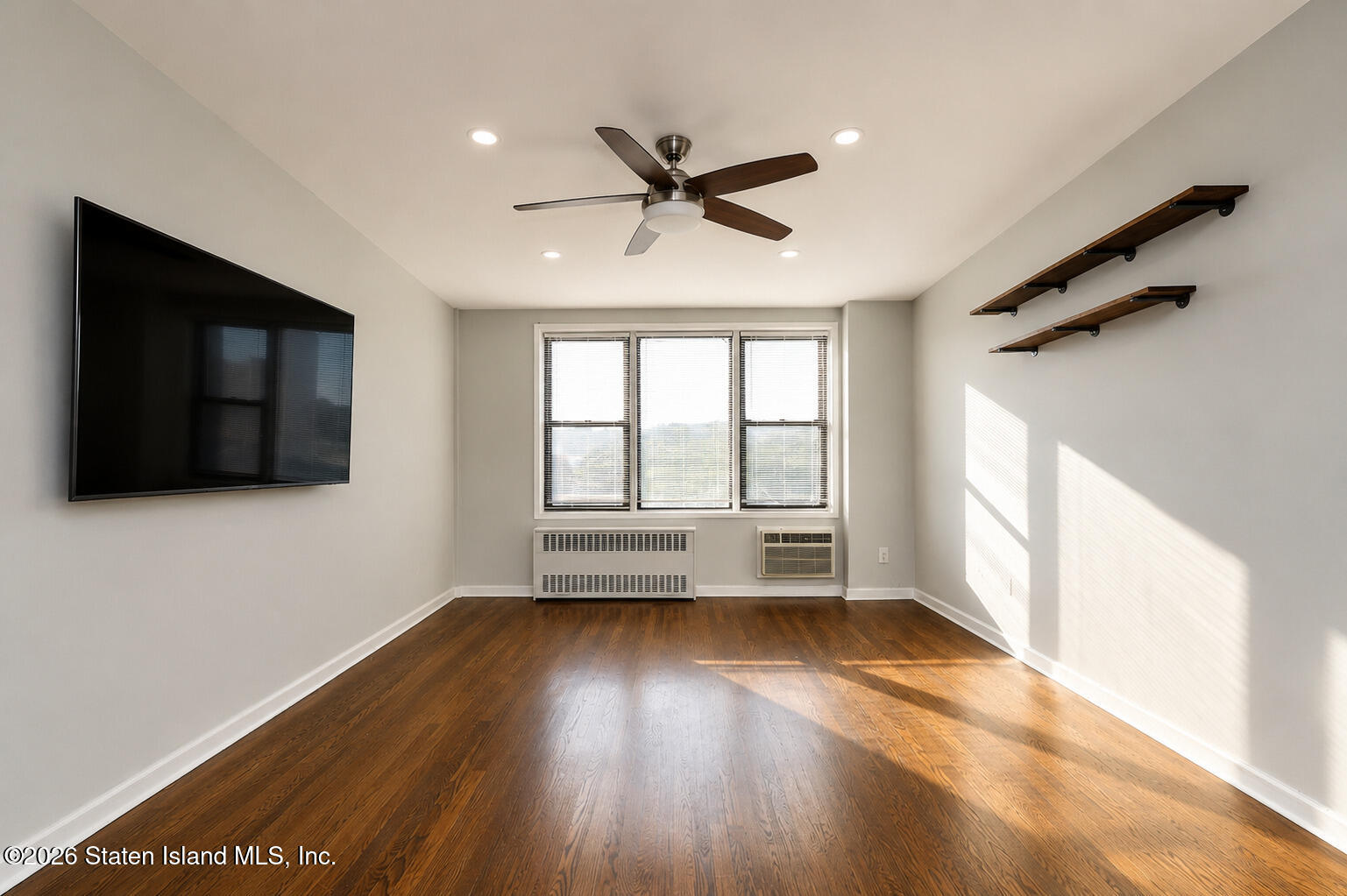 100 Colfax Avenue 7g