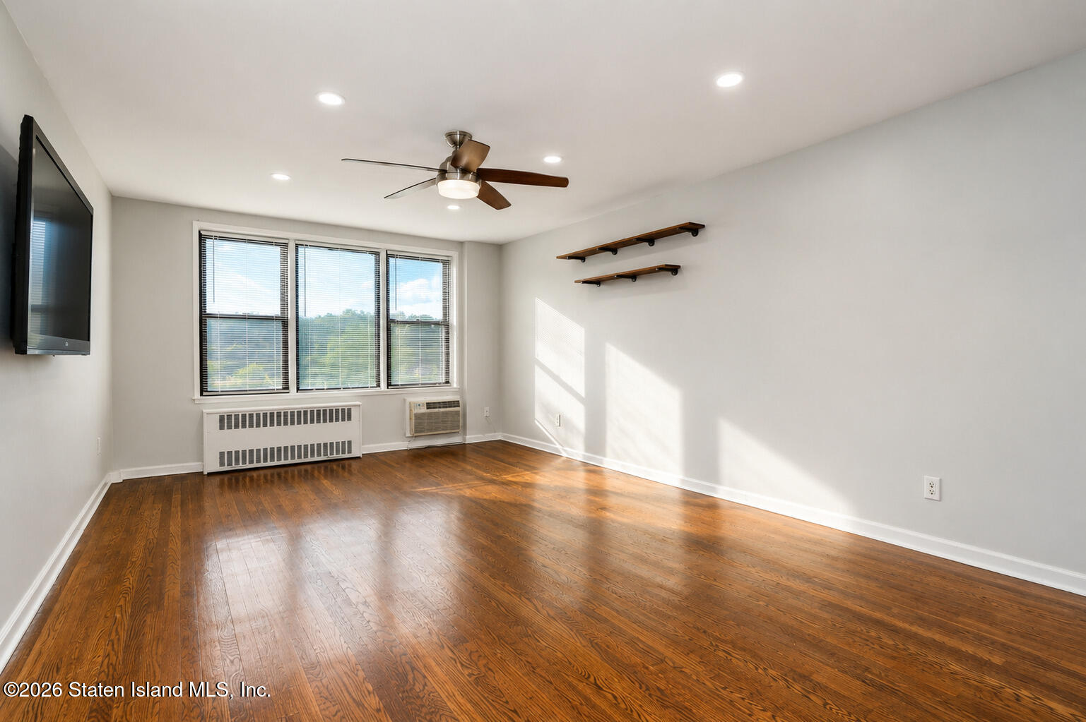 100 Colfax Avenue 7g