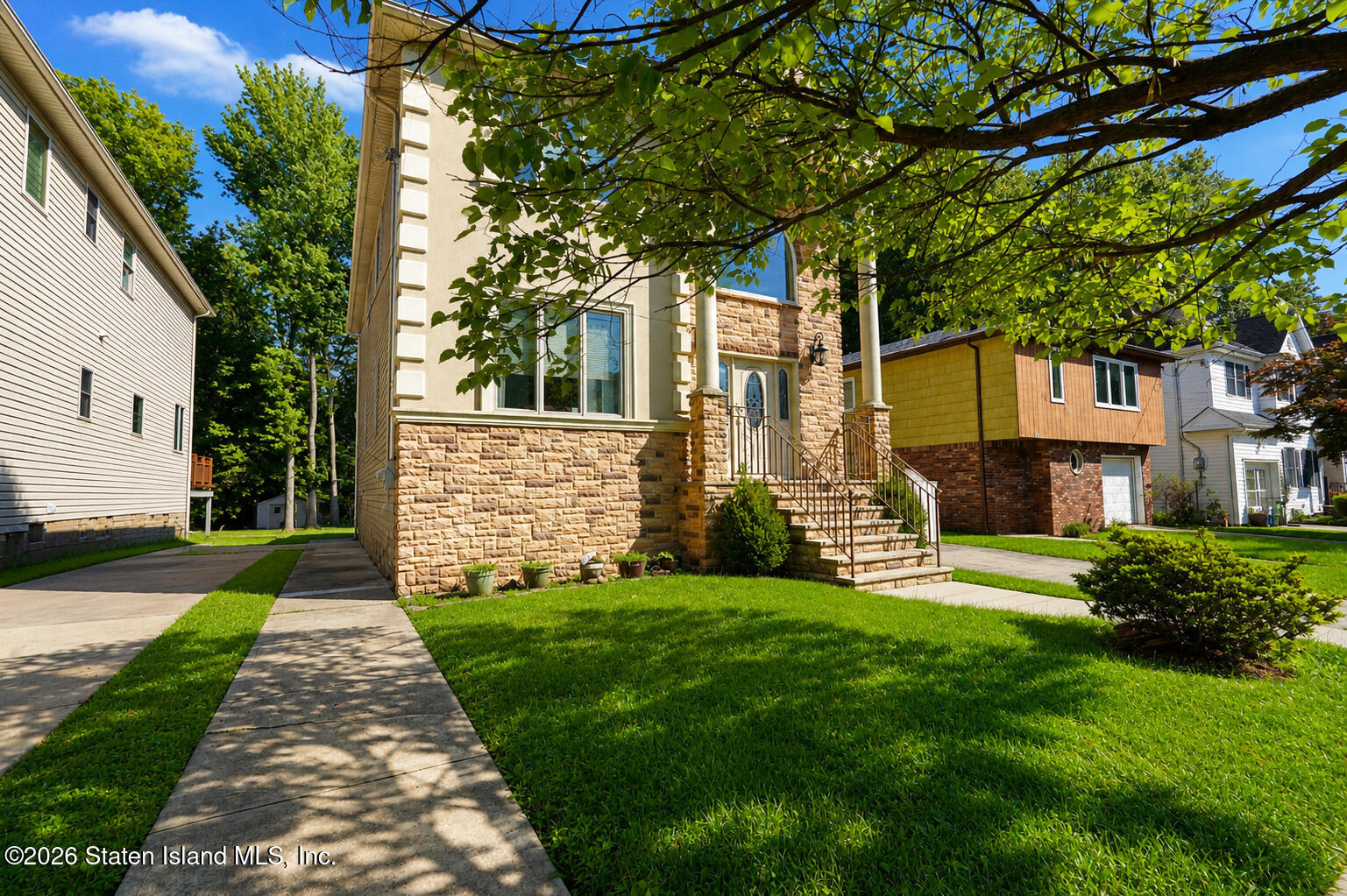 246 Detroit Avenue