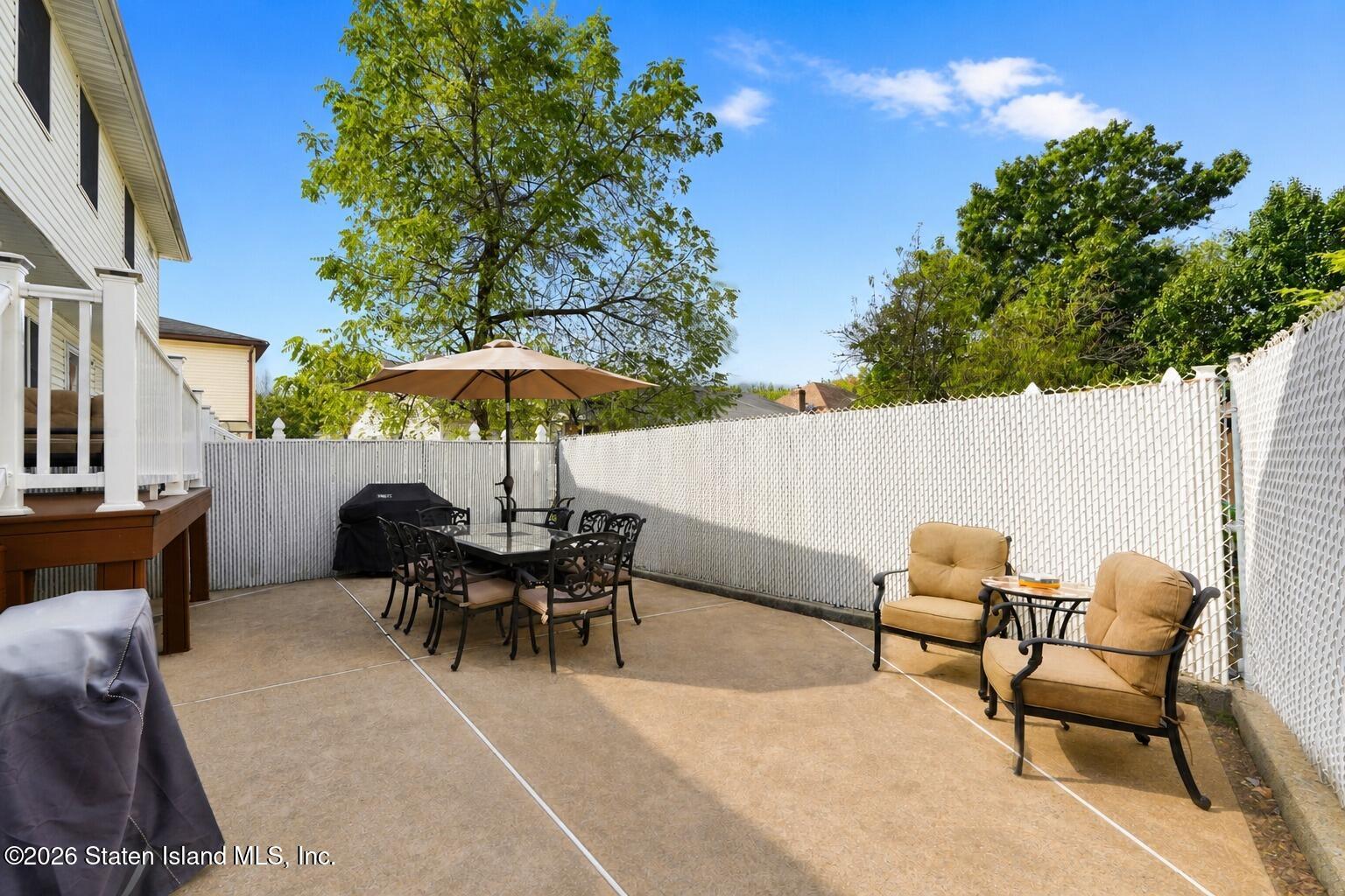 4 Clearmont Avenue
