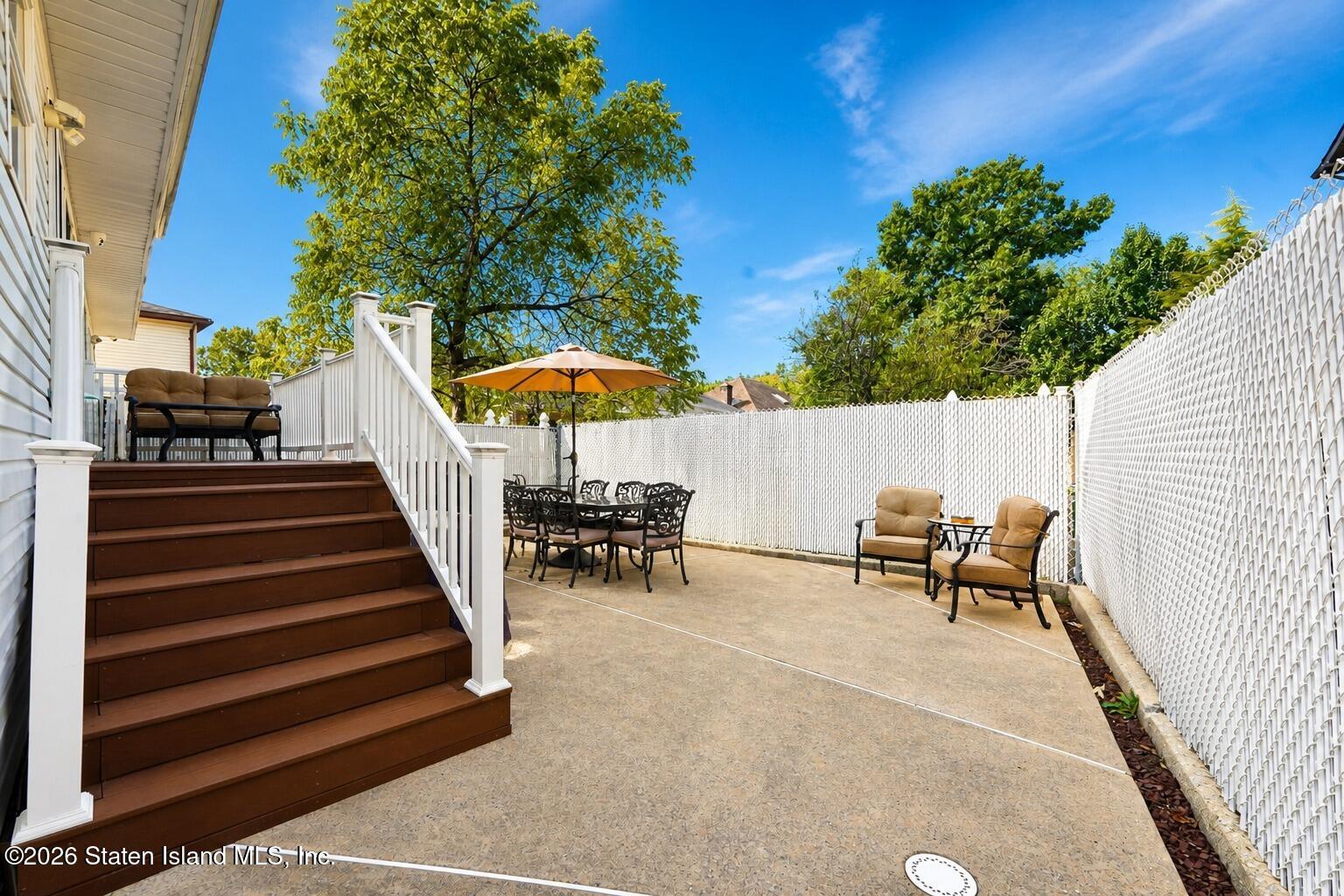 4 Clearmont Avenue