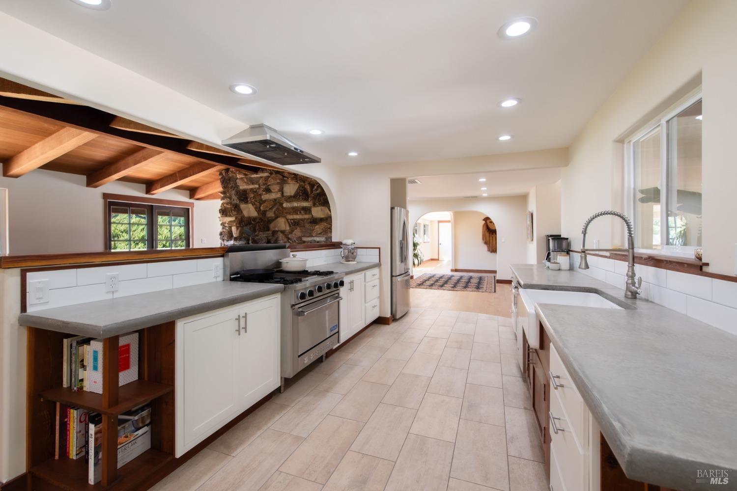 13500 Branscomb Rd