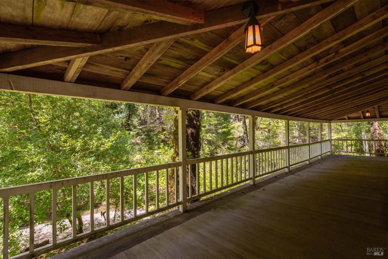 16300-16333 Yerba Santa Rd