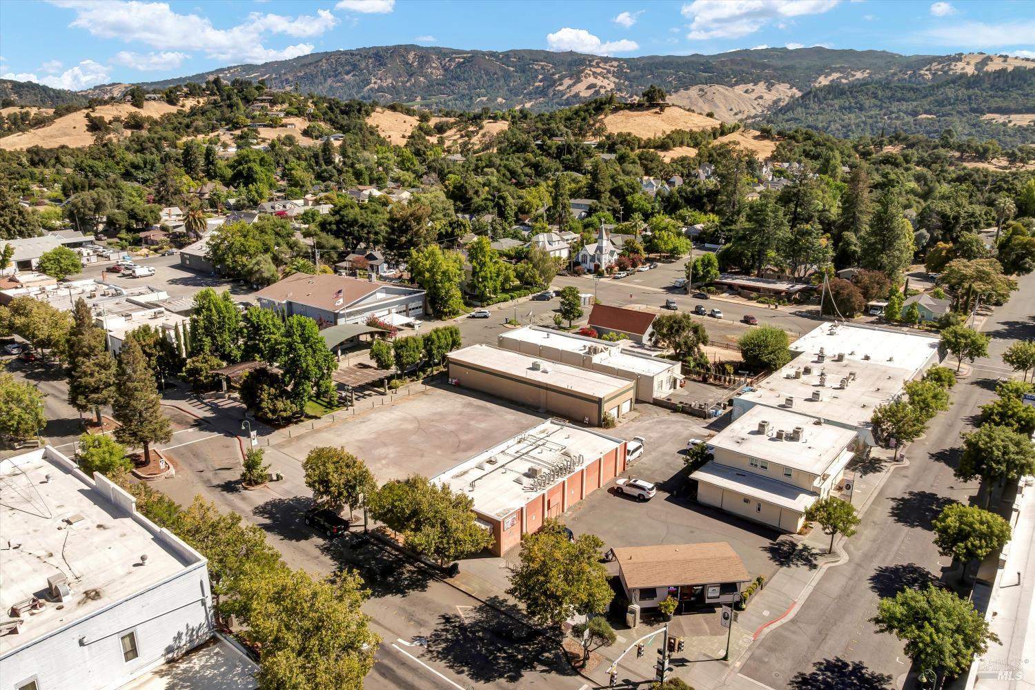 110 N Cloverdale Blvd