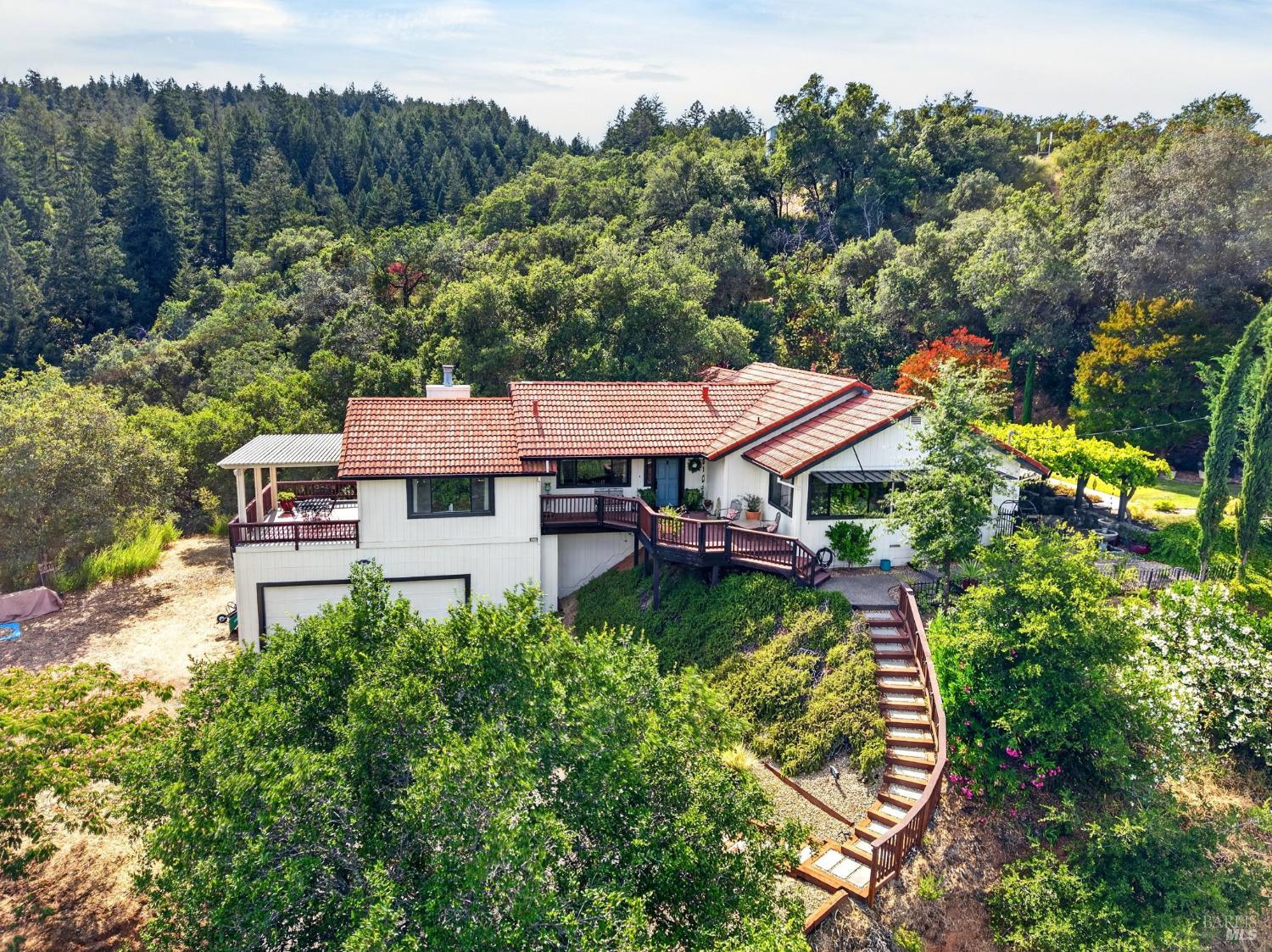 275 Kerry Lane