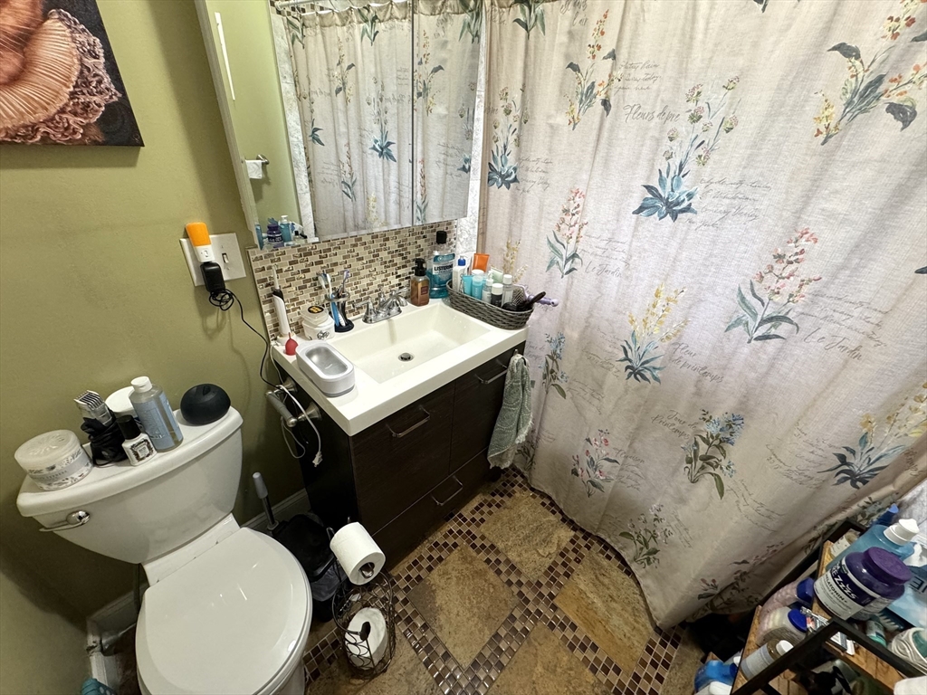 26 Olcott St # 1