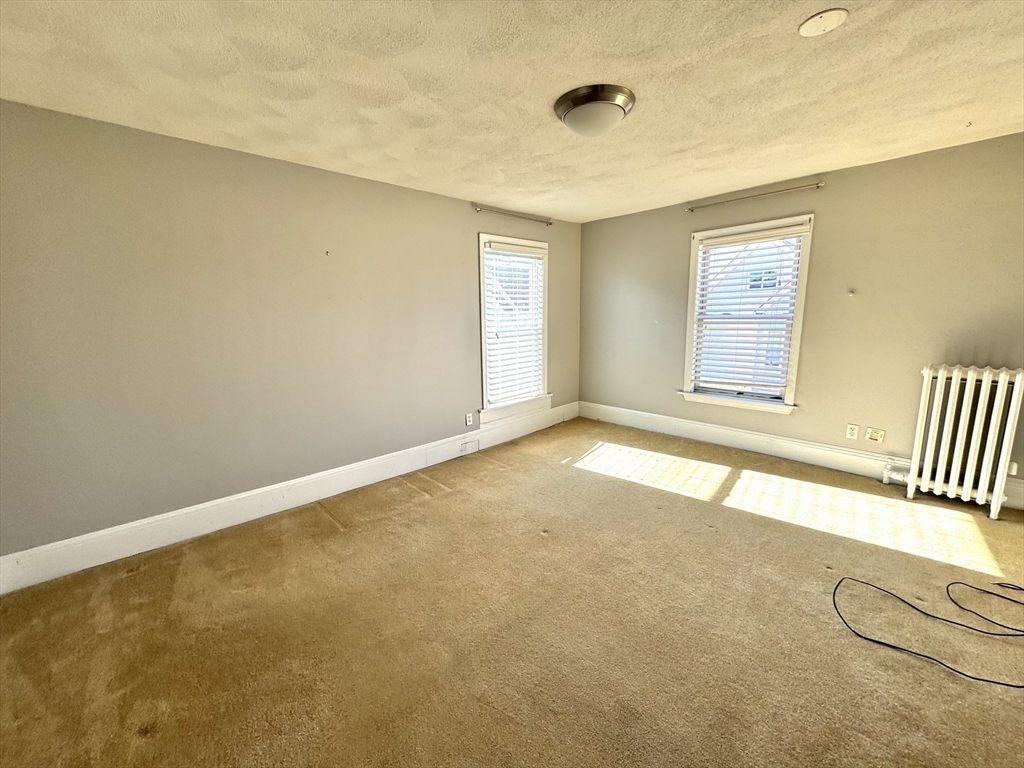 16 Cross St # 1