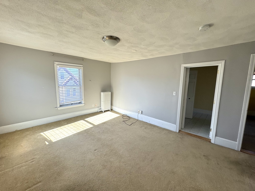 16 Cross St # 1