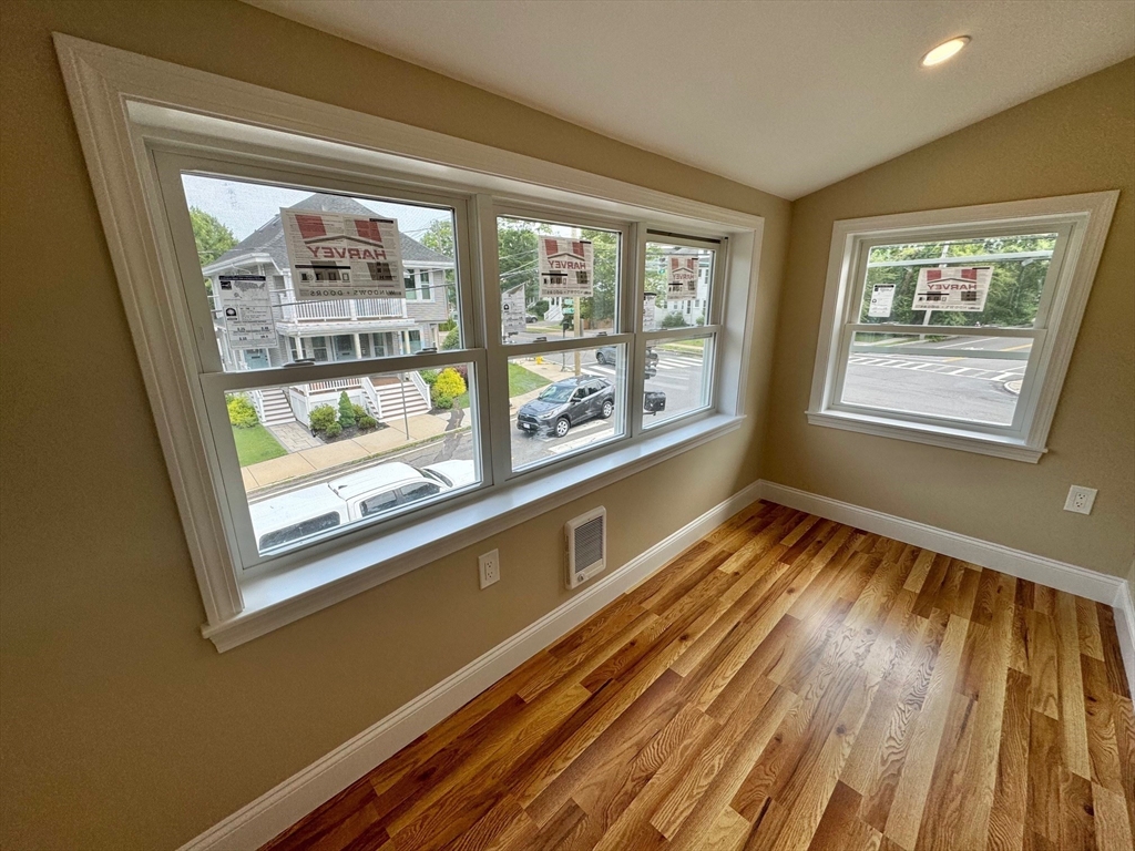 245 White St # 1