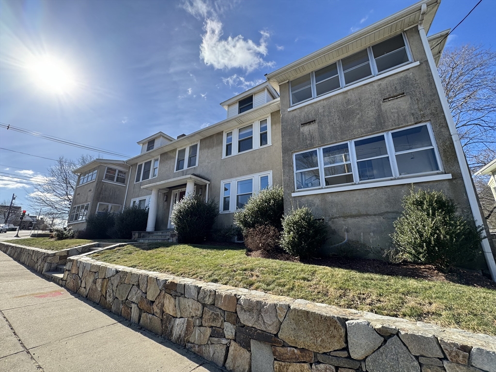 239 White St # 1