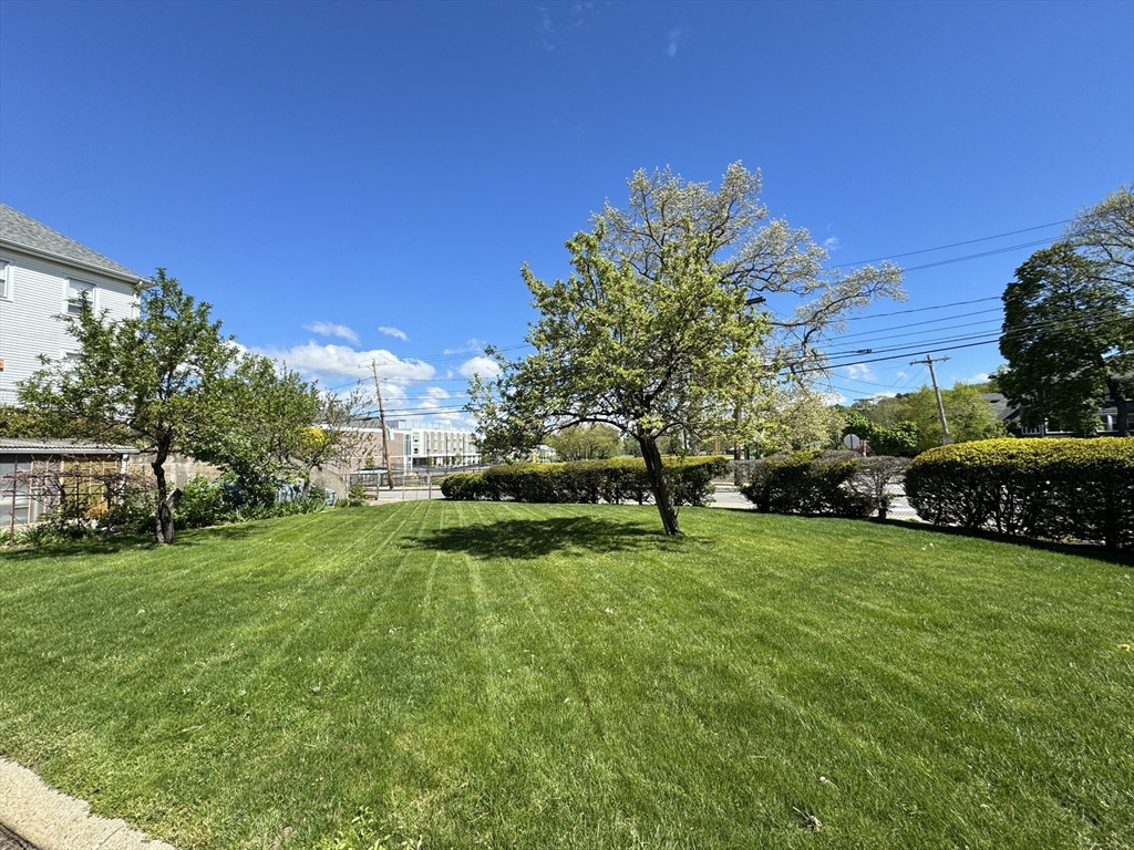 5 Westchester Rd # 5