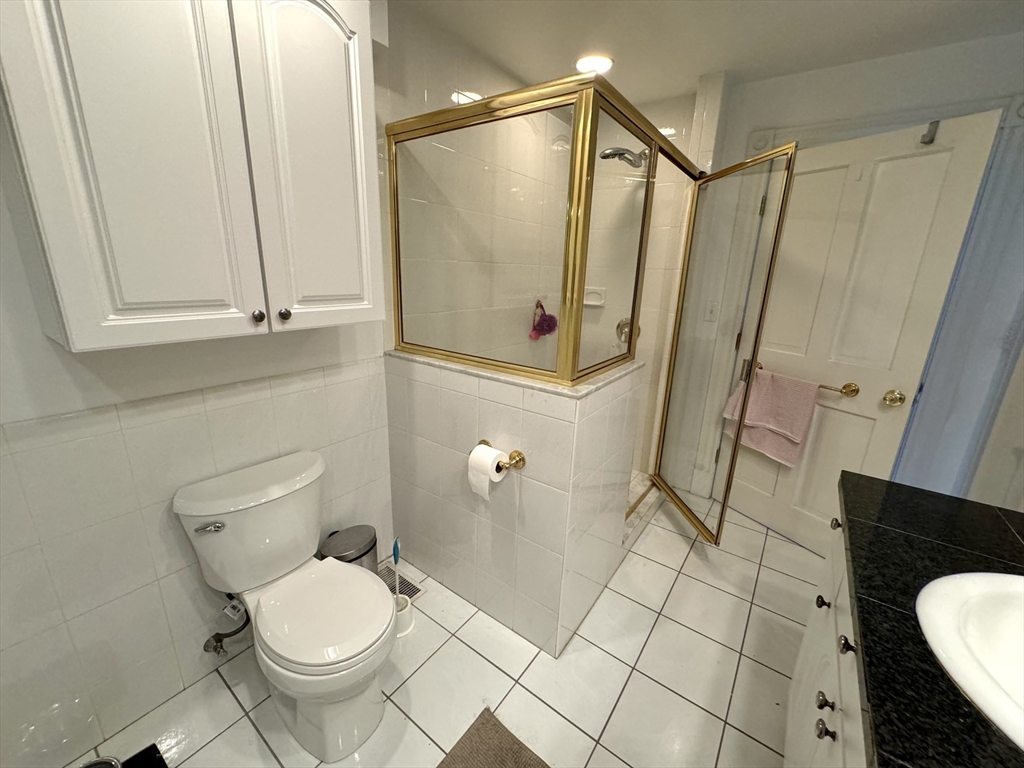 54 Capitol St # 1