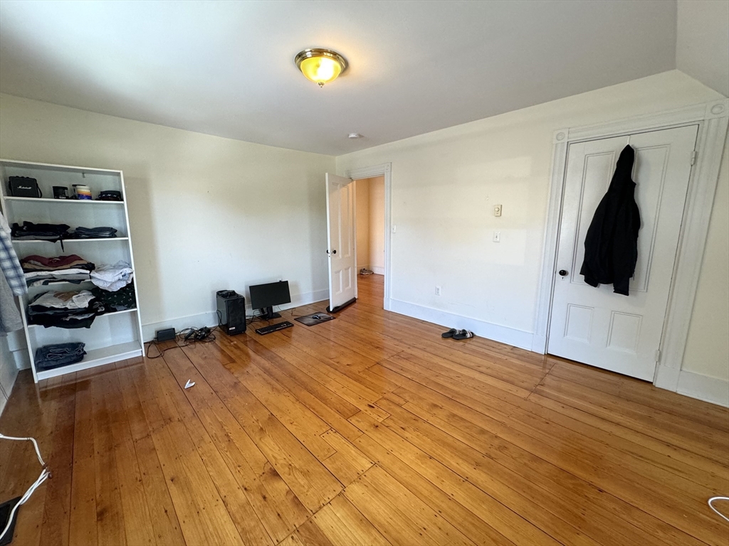 54 Capitol St # 1