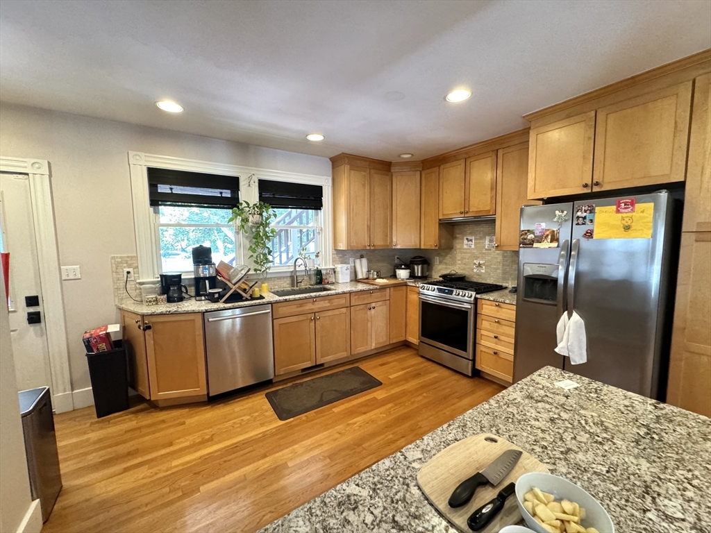 54 Capitol St # 1