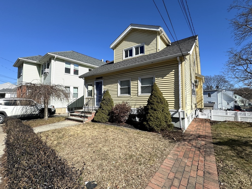 147 Lexington St # 1