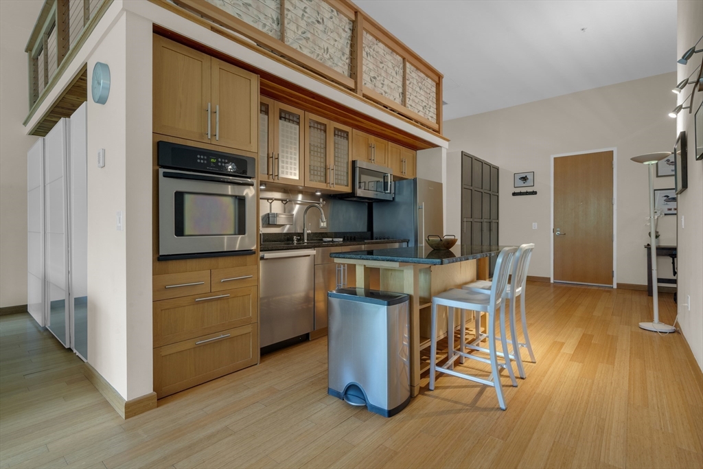 290 Pleasant St # 309