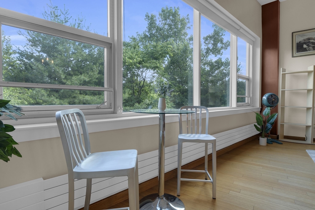 290 Pleasant St # 309