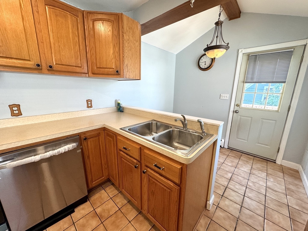 192 Pearl St # 2