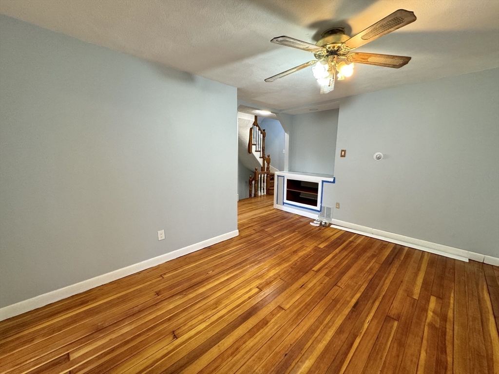 192 Pearl St # 2