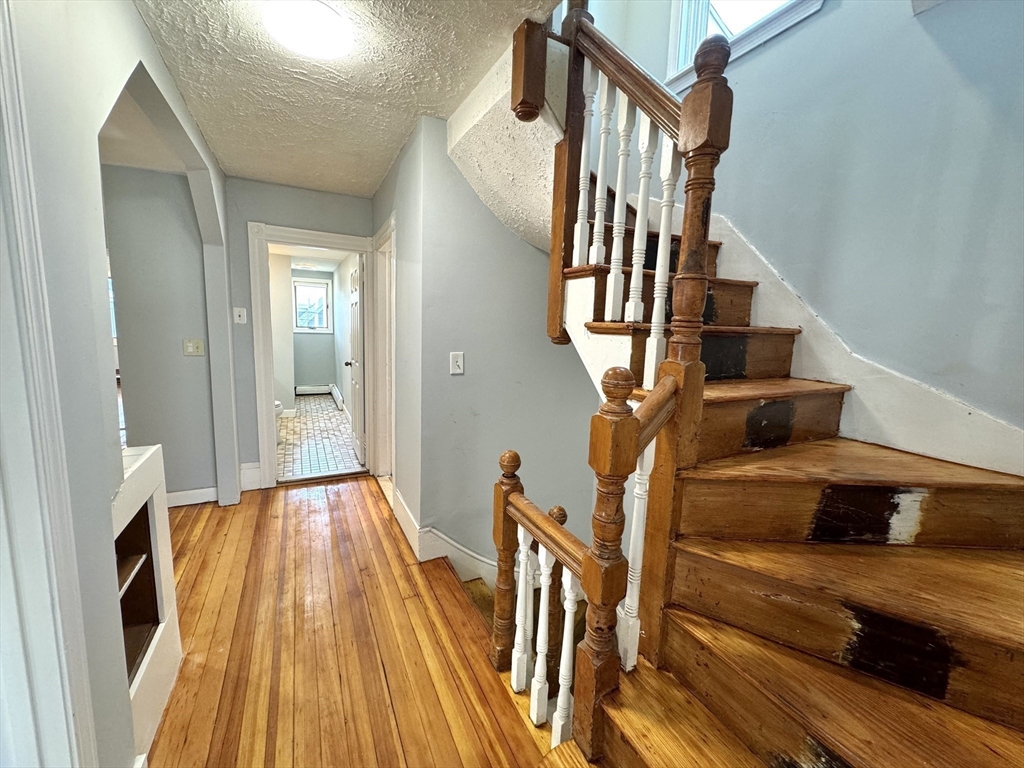 192 Pearl St # 2