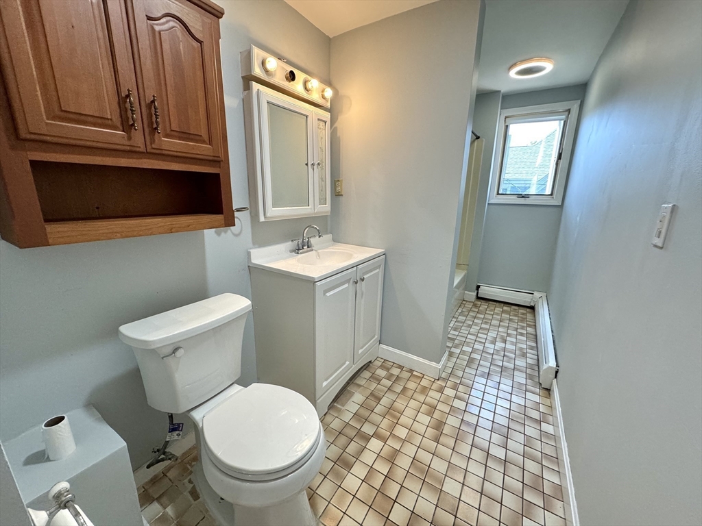 192 Pearl St # 2