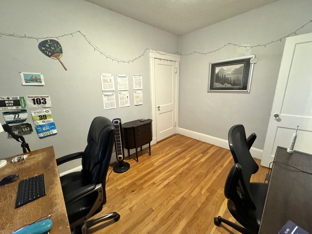37 Keenan St # 1